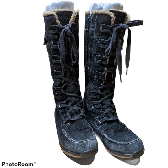 Timberland Shoes - TIMBERLAND Black Suede Lace Up Boots Sherpa Lining
